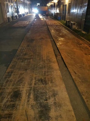 鋪路鋼板,路基箱,路基箱出租,長沙哪里有路基箱,湖南哪里有路基板出租,長沙哪里有鋪路鋼板出租,路基板,長沙路基箱出租,湖南遠(yuǎn)度路基箱租賃有限公司